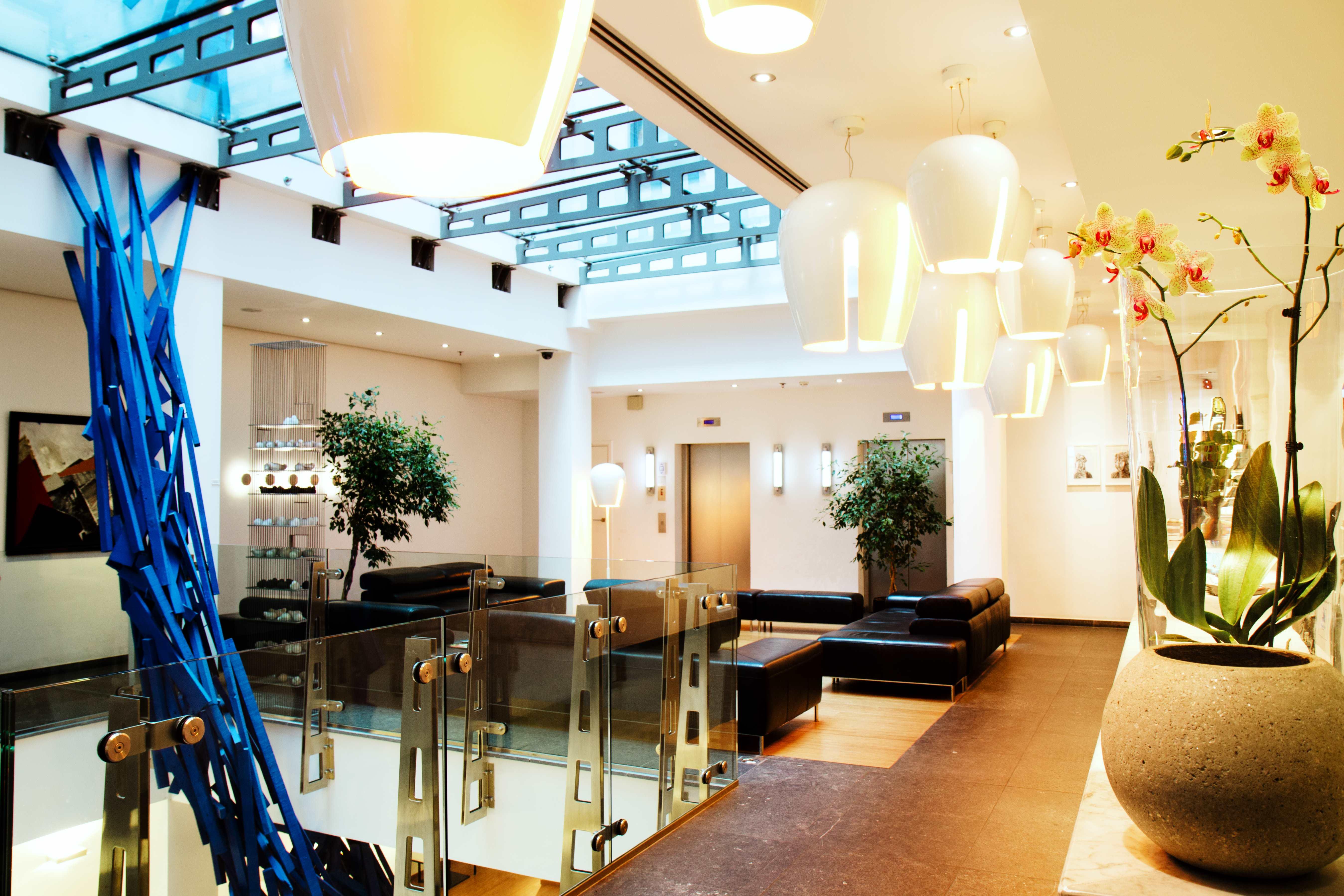 Hotel Aqua By Happyculture Saint-Gilles Eksteriør bilde