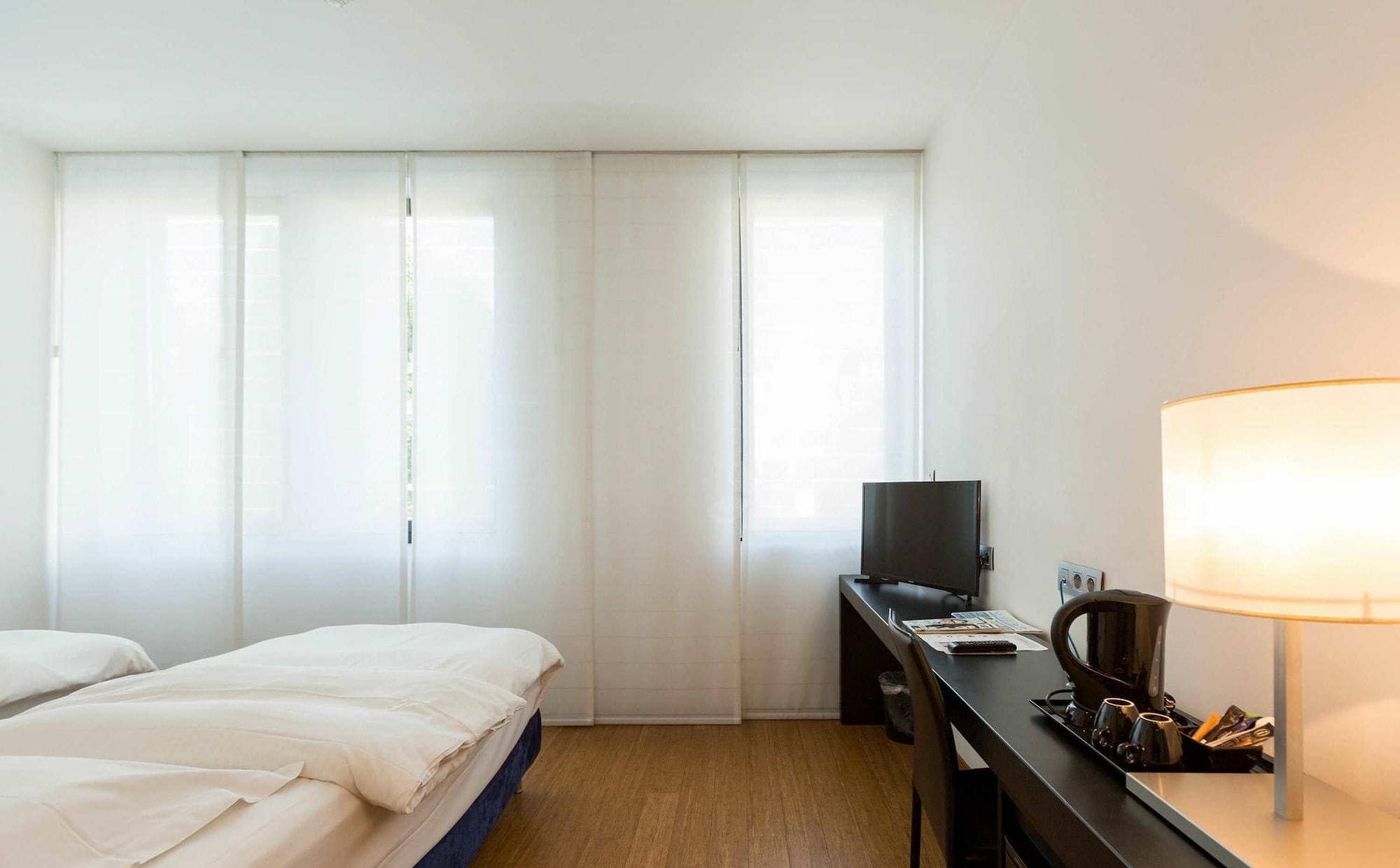 Hotel Aqua By Happyculture Saint-Gilles Eksteriør bilde